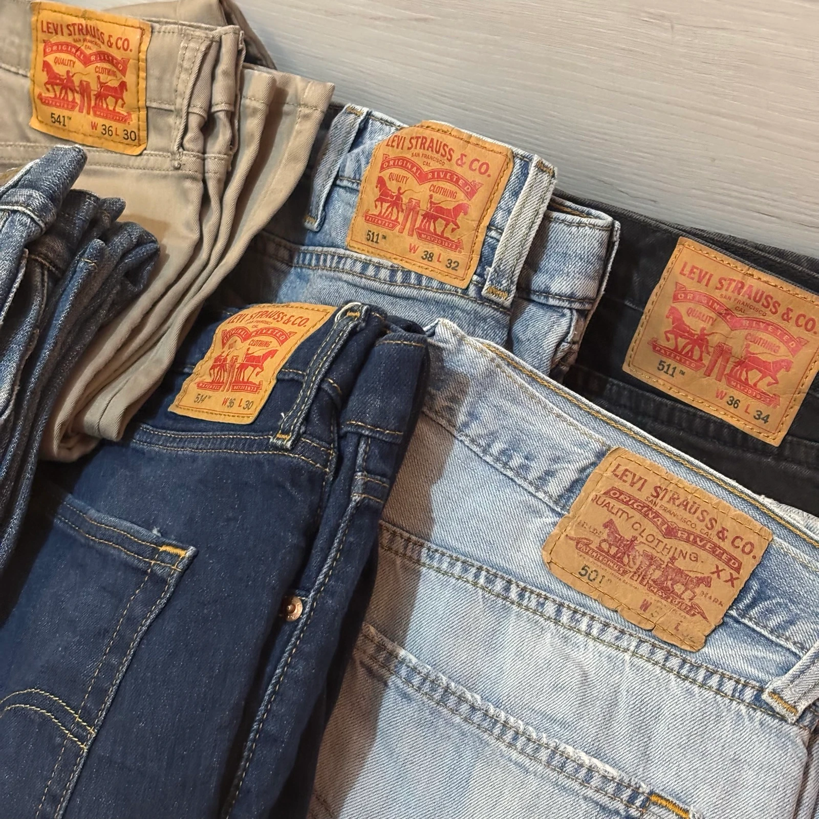 Pack of 8 Levi’s Resseller jeans size L/XL – photo 2
